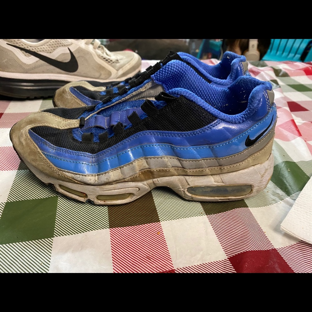 Nike Air Max 95 (beaters)
